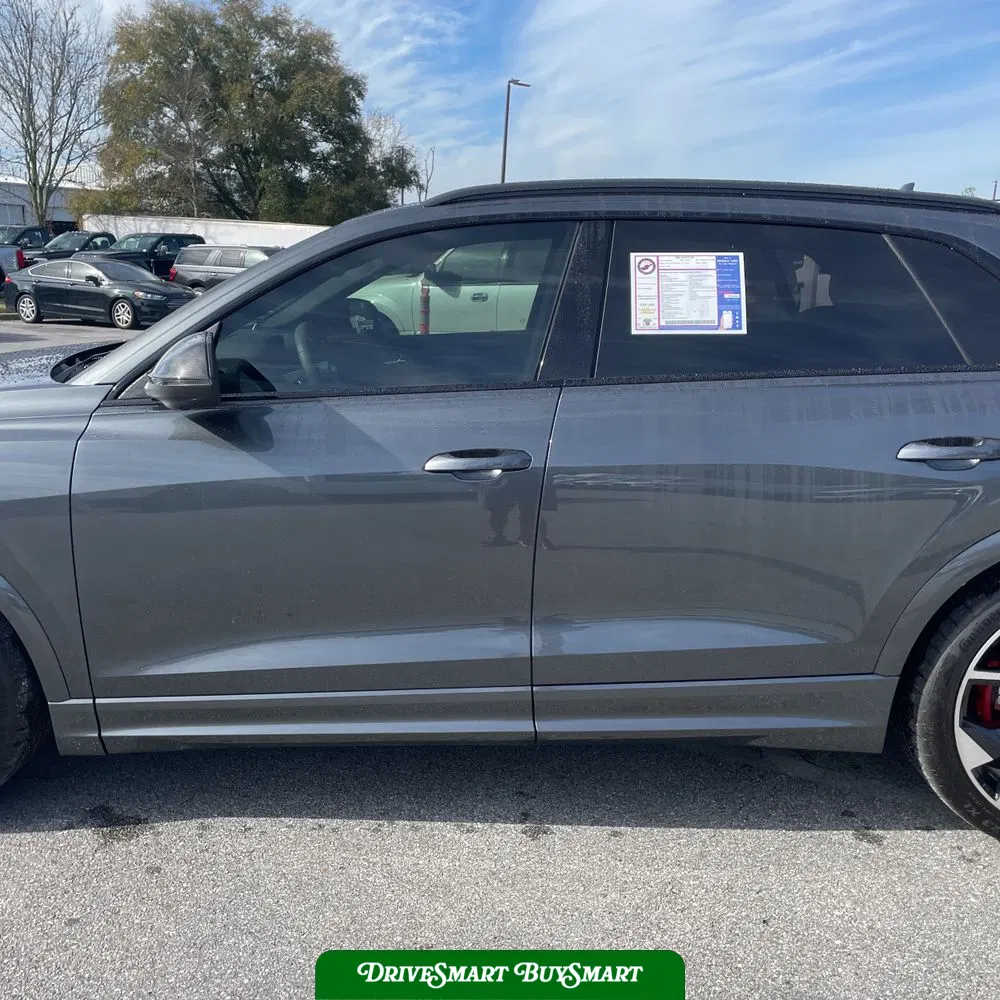 2023 Audi RS Q8