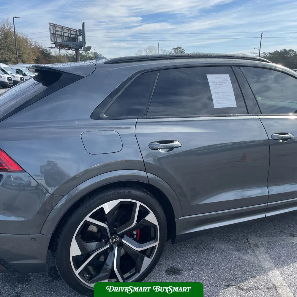 2023 Audi RS Q8