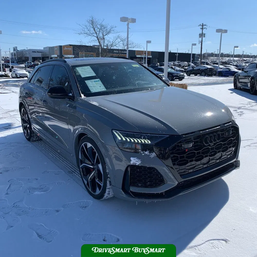 2024 Audi RS Q8 Base
