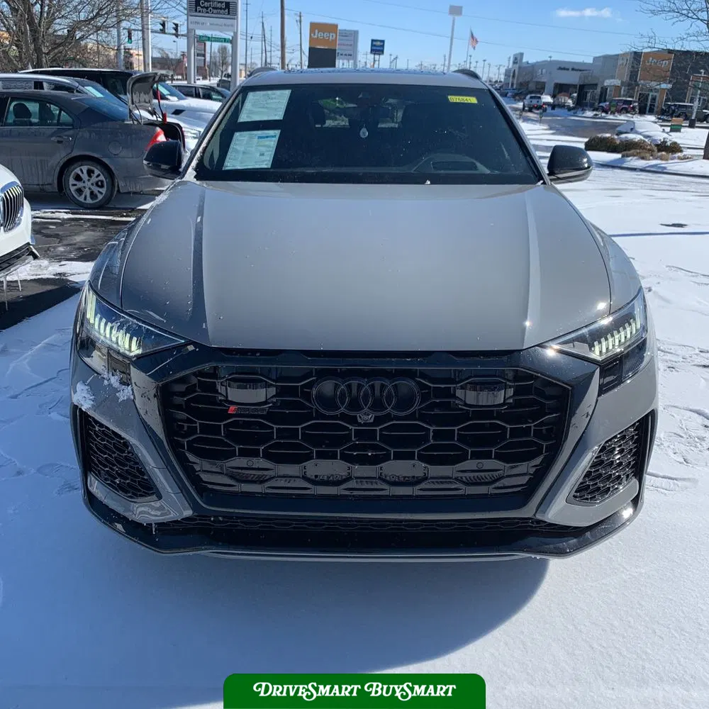 2024 Audi RS Q8 Base