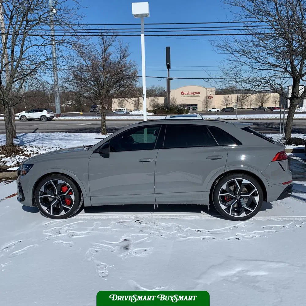 2024 Audi RS Q8 Base