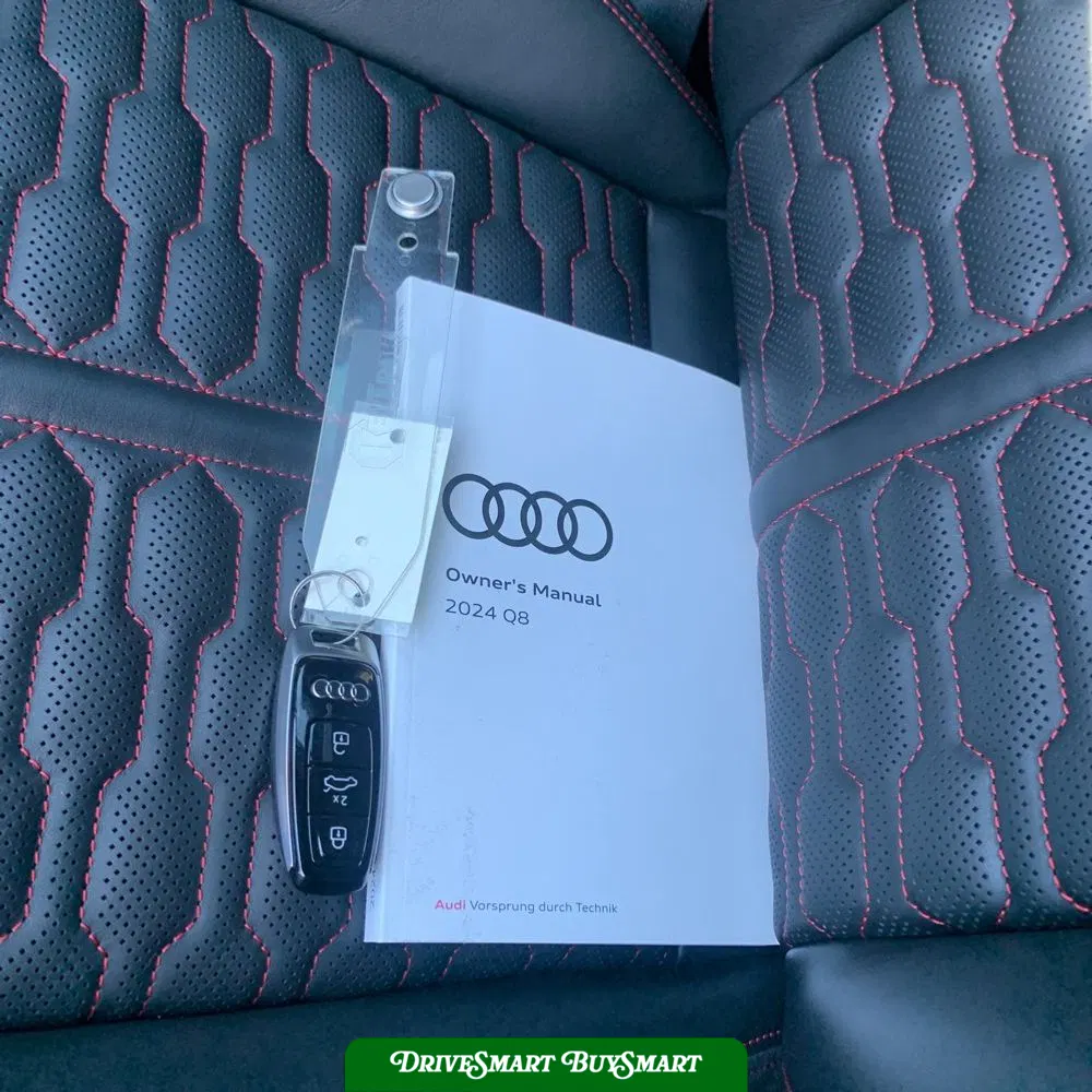 2024 Audi RS Q8 Base