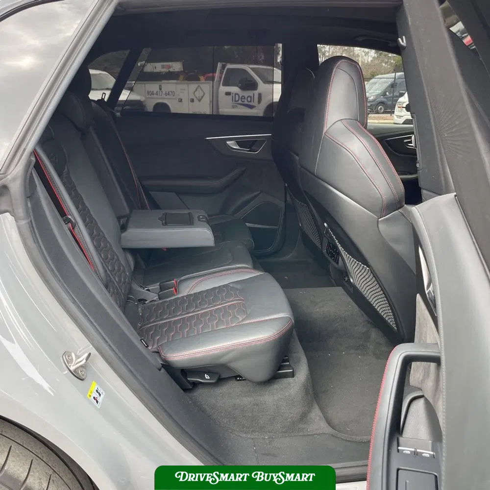 2022 Audi RS Q8