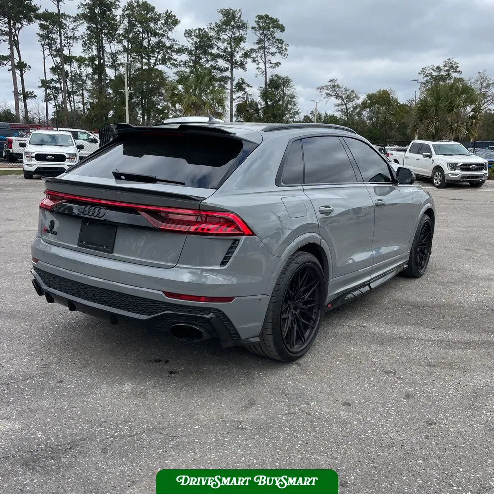 2022 Audi RS Q8