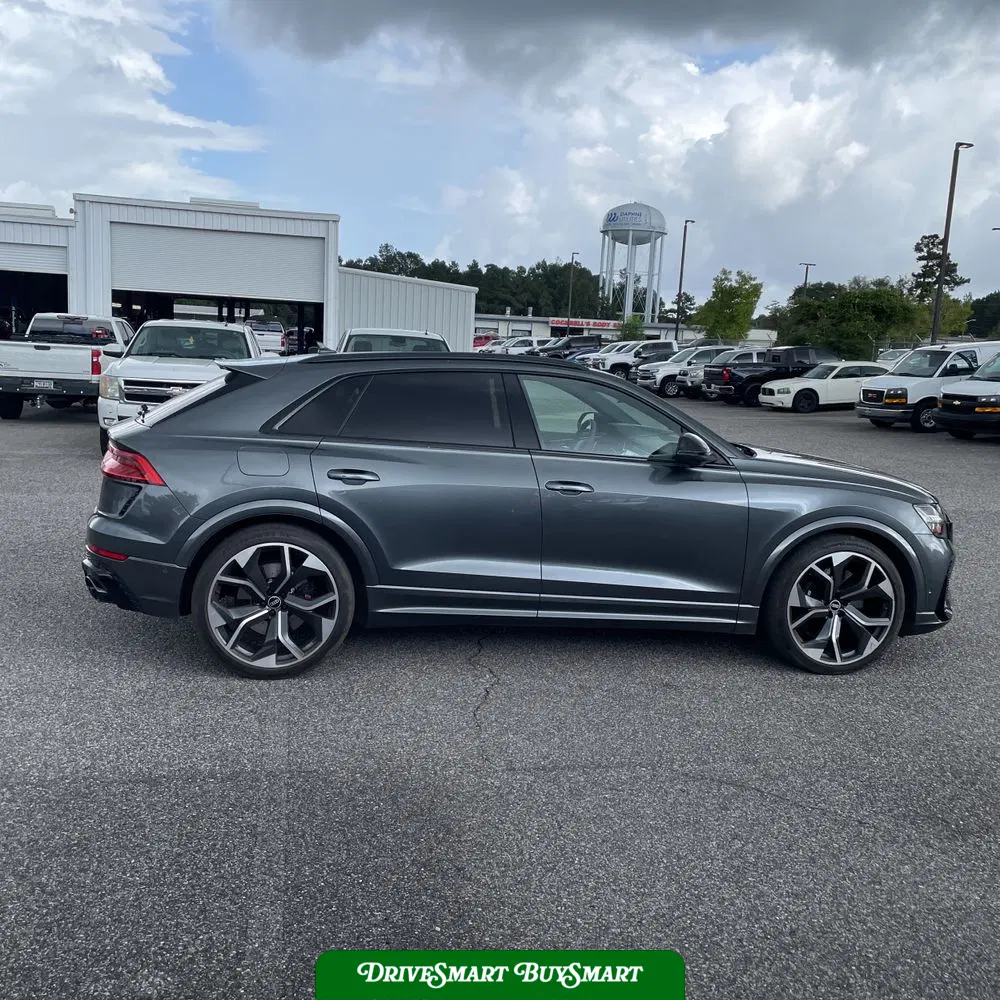 2022 Audi RS Q8