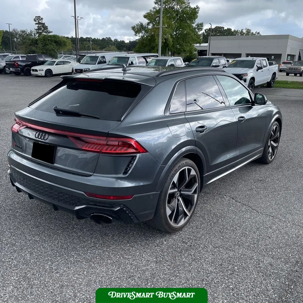 2022 Audi RS Q8