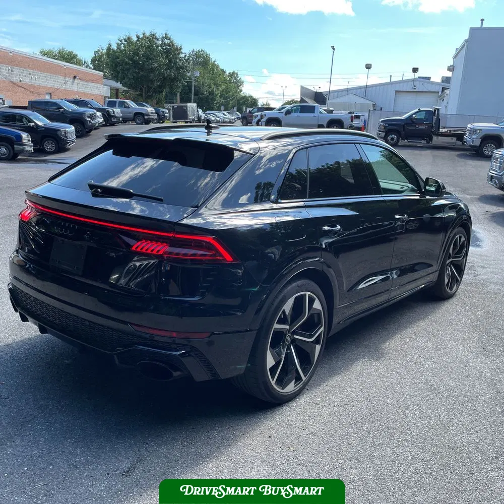 2023 Audi RS Q8
