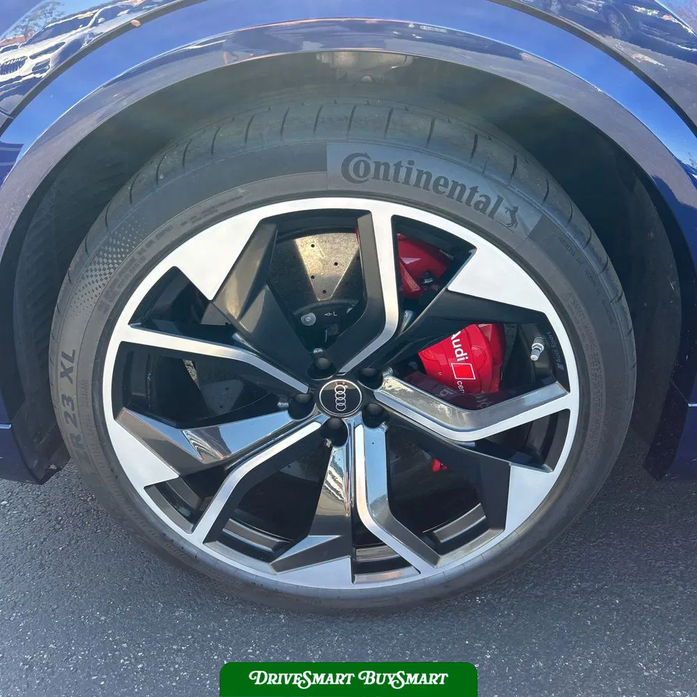 2023 Audi RS Q8