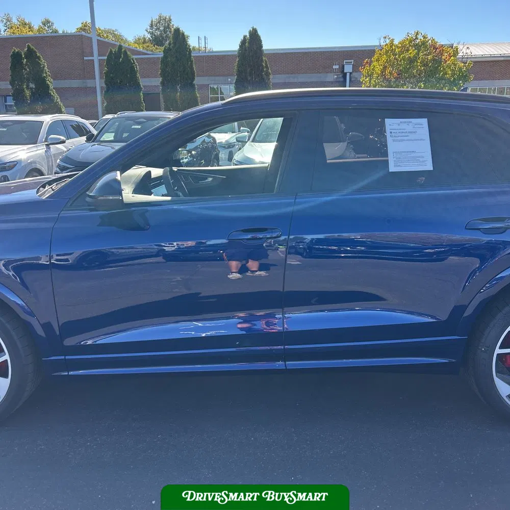 2023 Audi RS Q8
