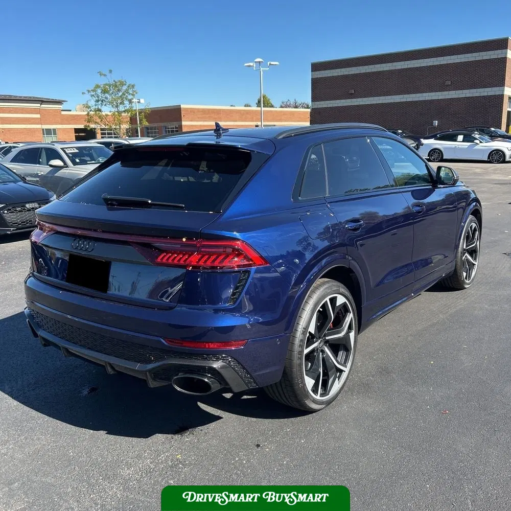 2023 Audi RS Q8