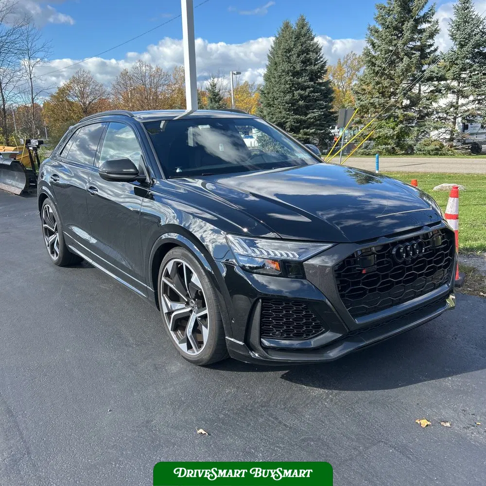 2024 Audi RS Q8 Base