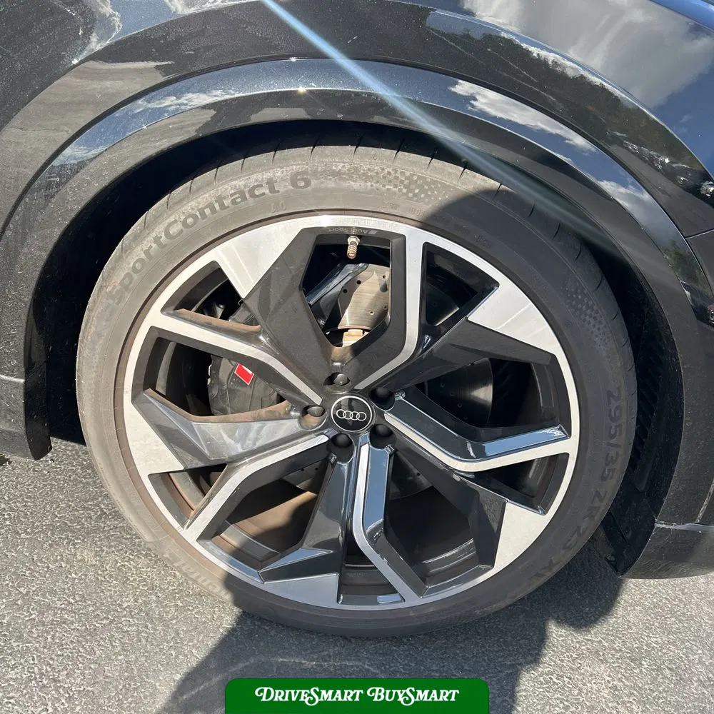 2024 Audi RS Q8 Base