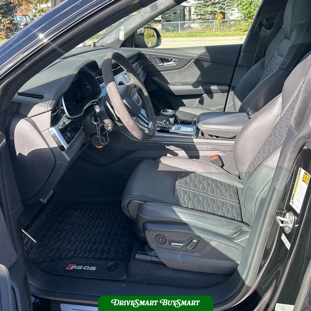 2024 Audi RS Q8 Base