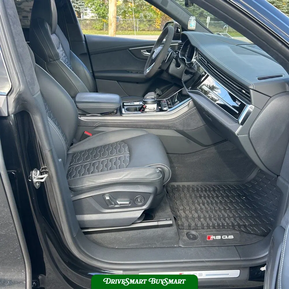 2024 Audi RS Q8 Base