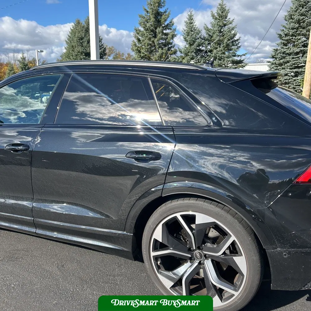 2024 Audi RS Q8 Base