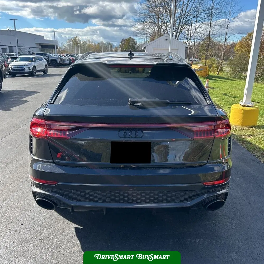 2024 Audi RS Q8 Base