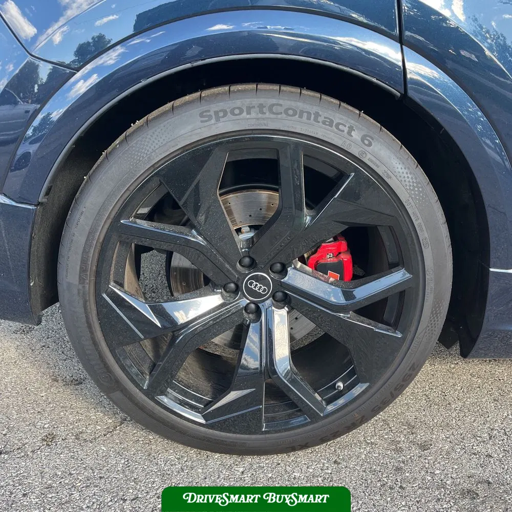 2024 Audi RS Q8 Base