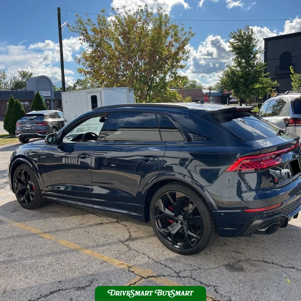 2024 Audi RS Q8 Base