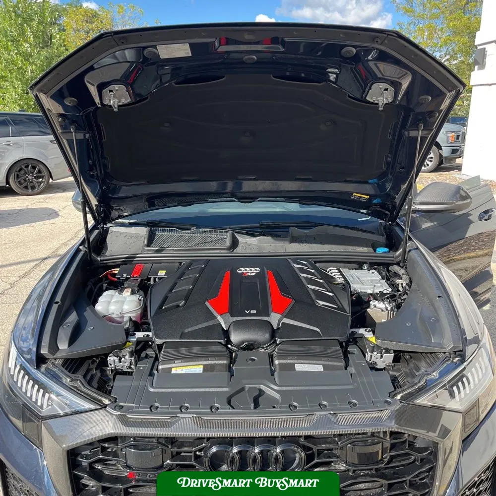 2024 Audi RS Q8 Base