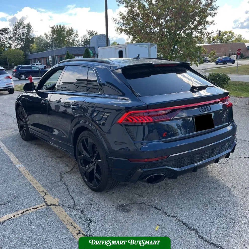 2024 Audi RS Q8 Base