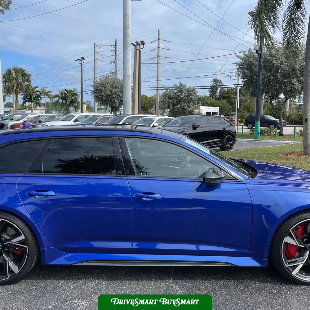 2023 Audi RS 6 Base