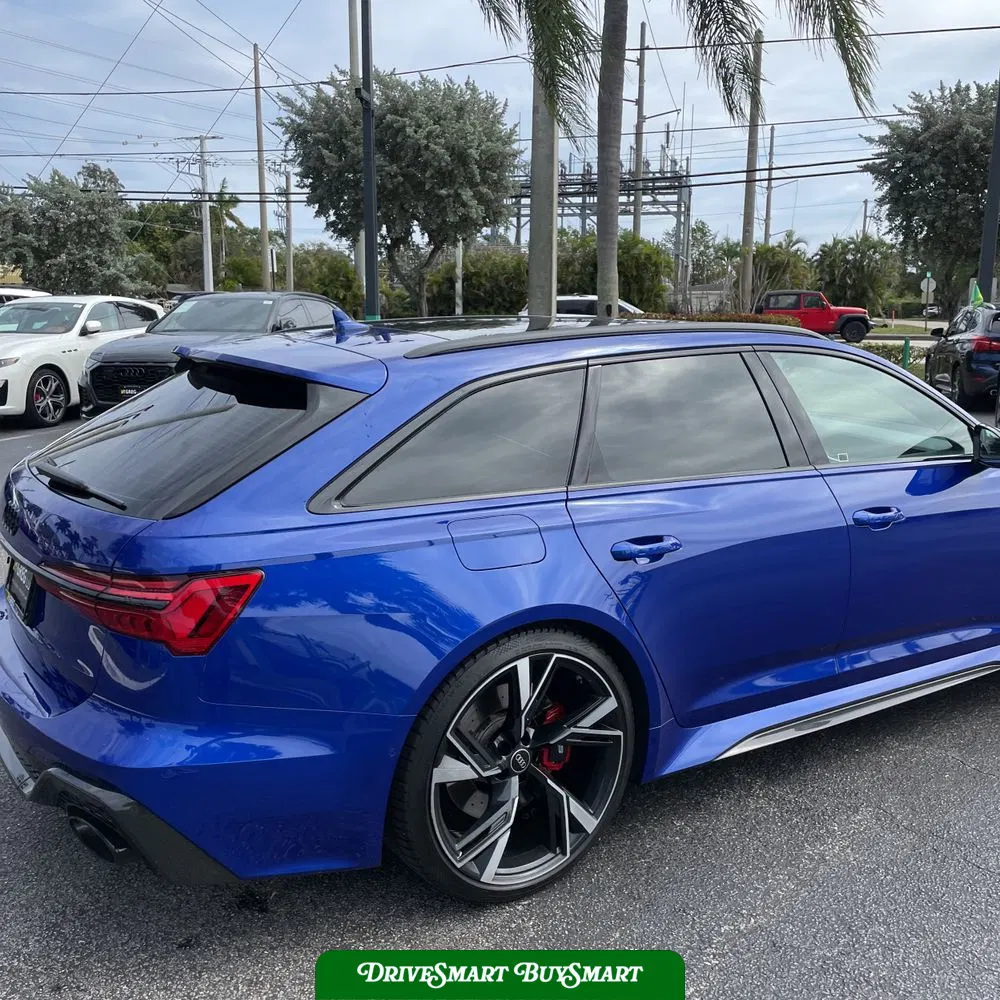 2023 Audi RS 6 Base