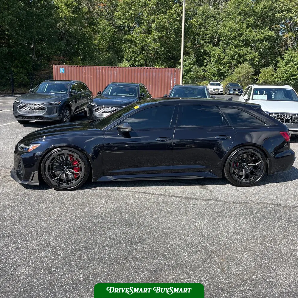 2023 Audi RS 6 Base