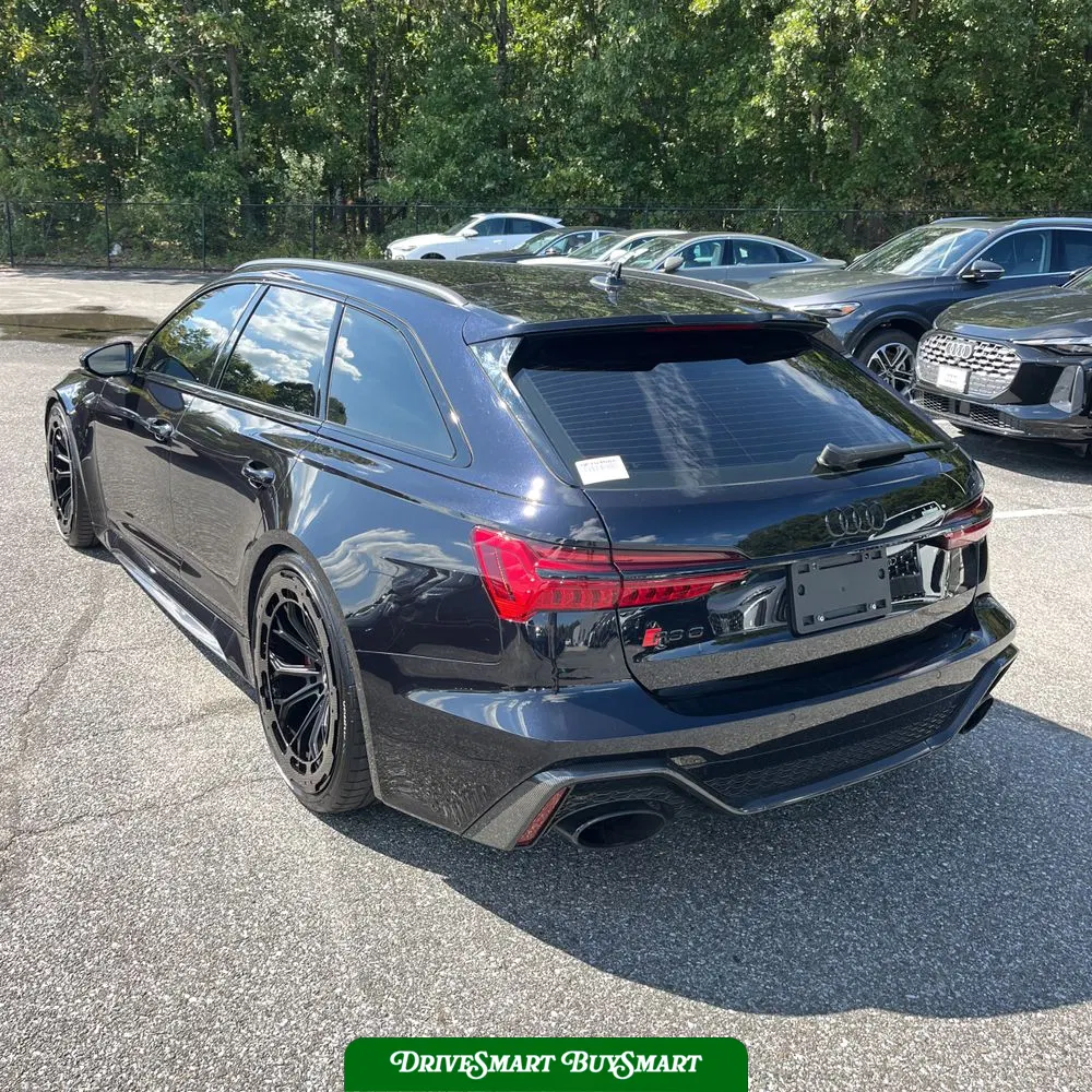 2023 Audi RS 6 Base