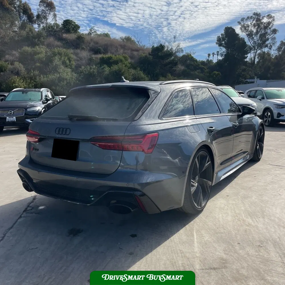 2022 Audi RS 6