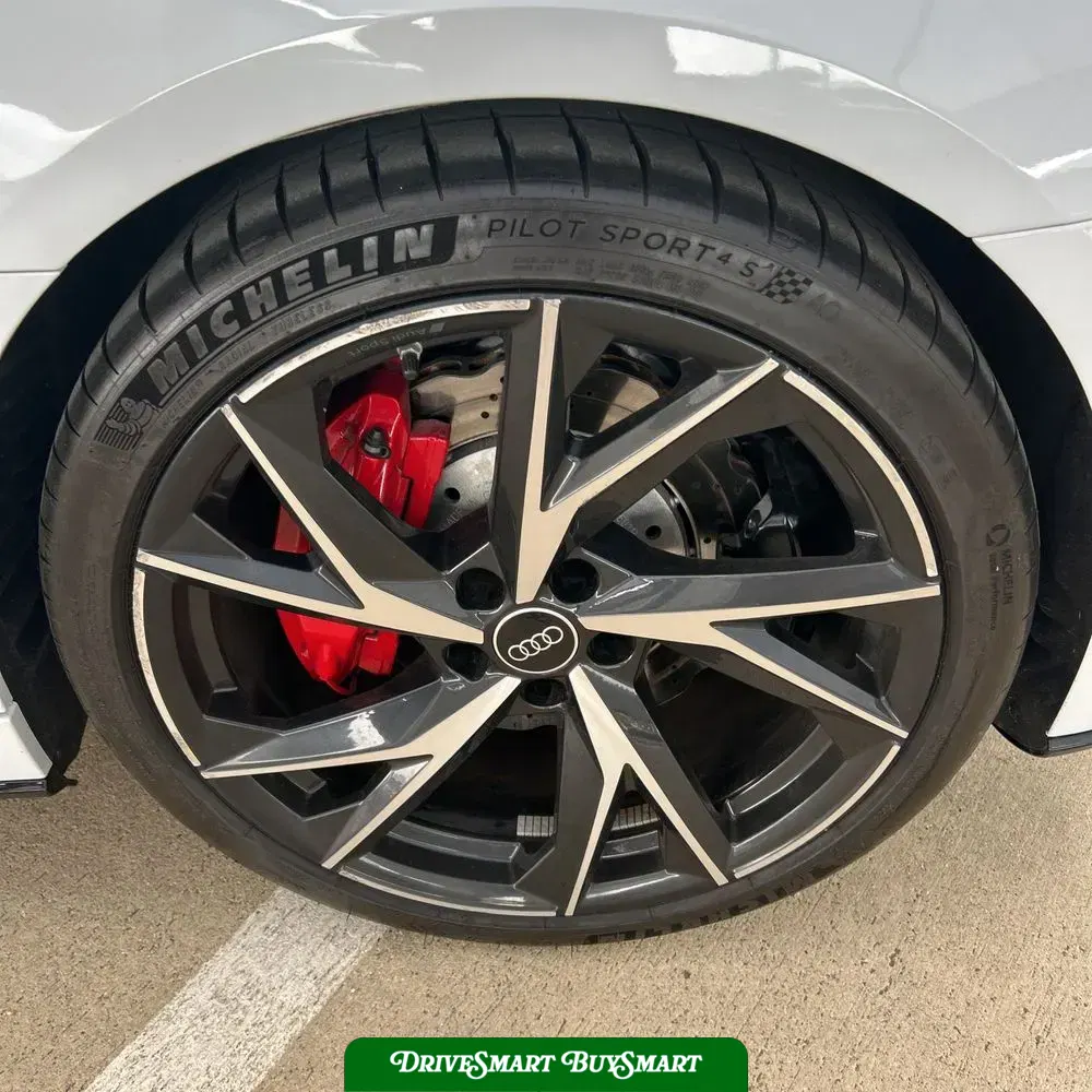 2023 Audi R8 V10 Performance