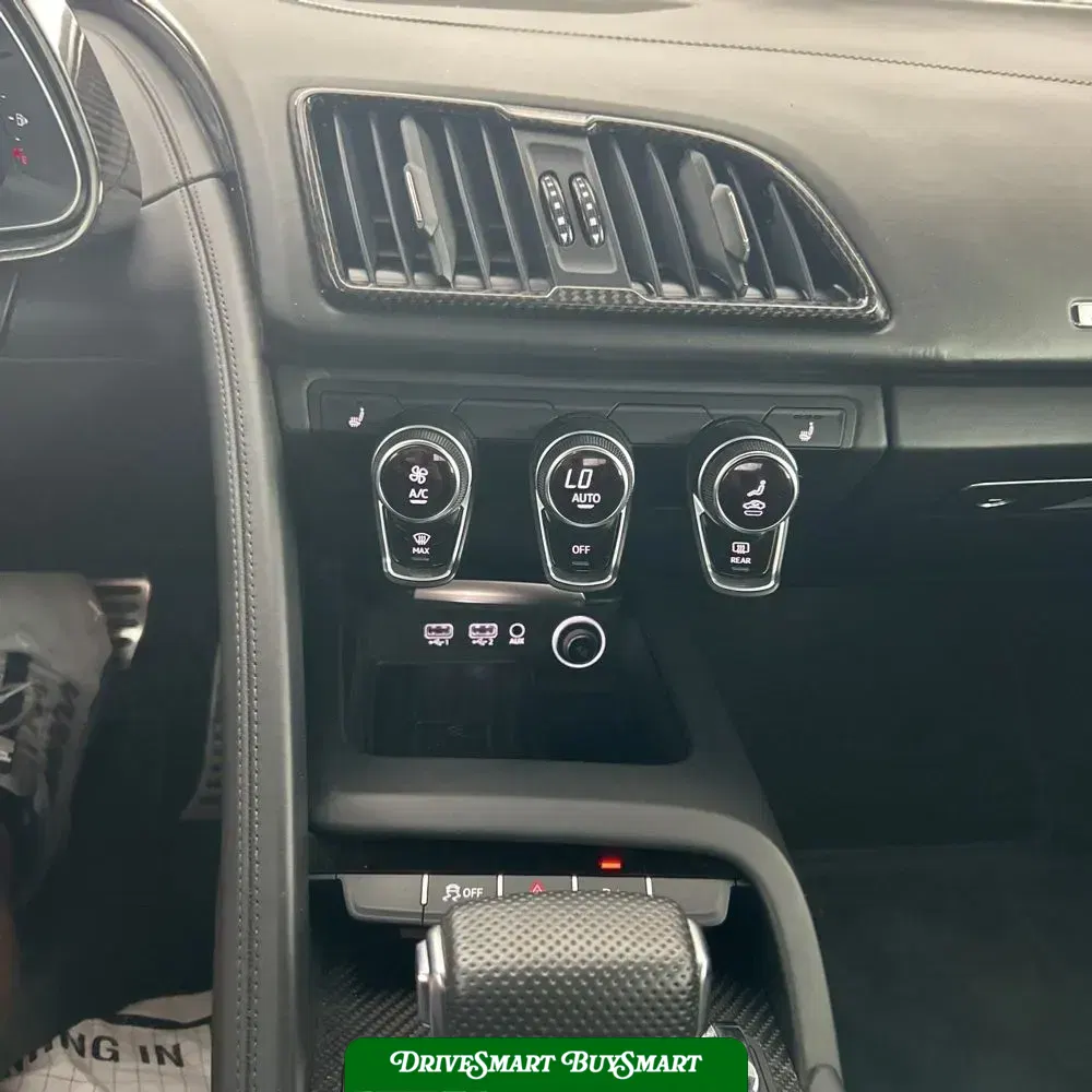 2023 Audi R8 V10 Performance