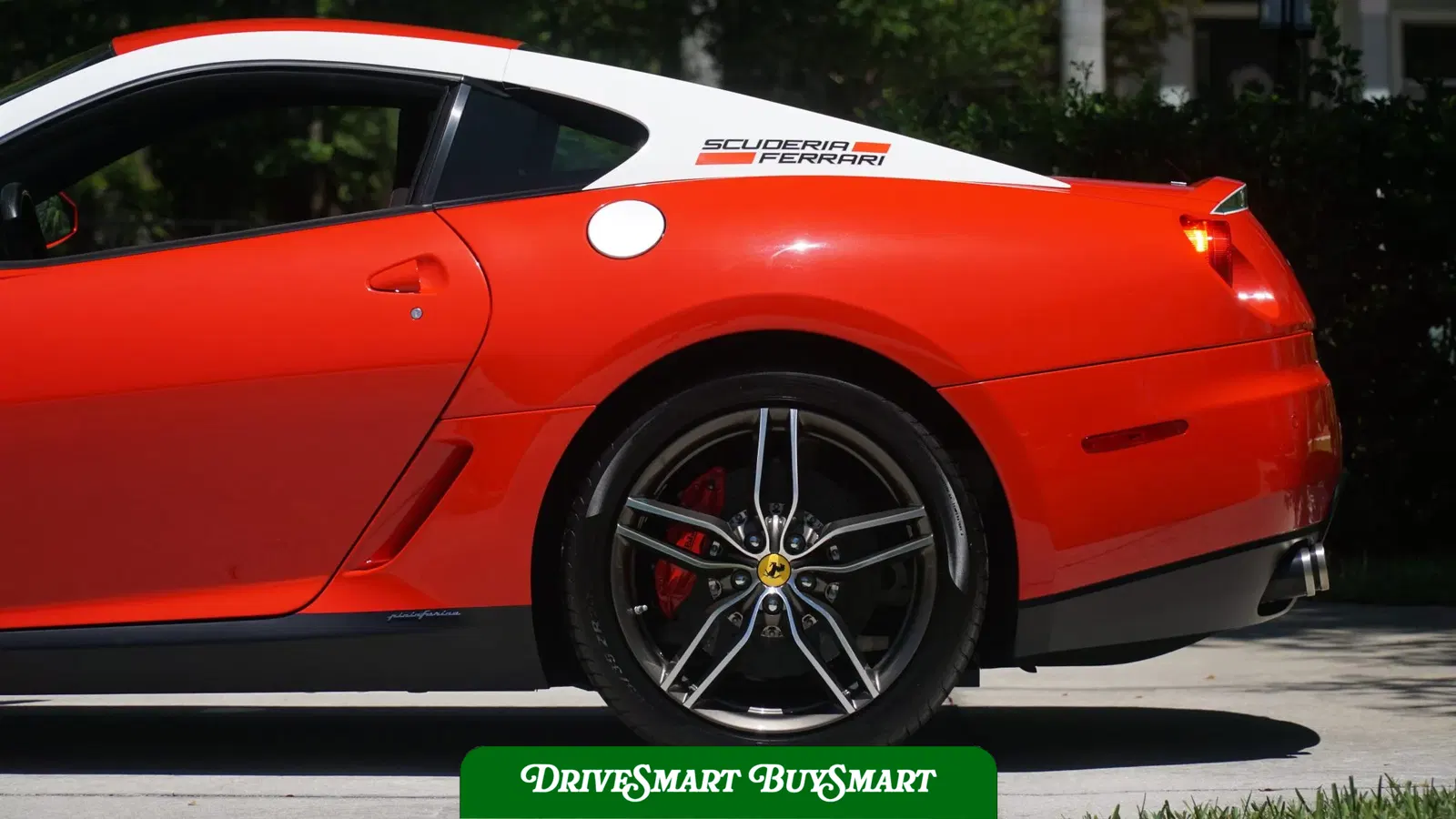 2011 Ferrari 599 GTB 60F1 Alonso Final Edition