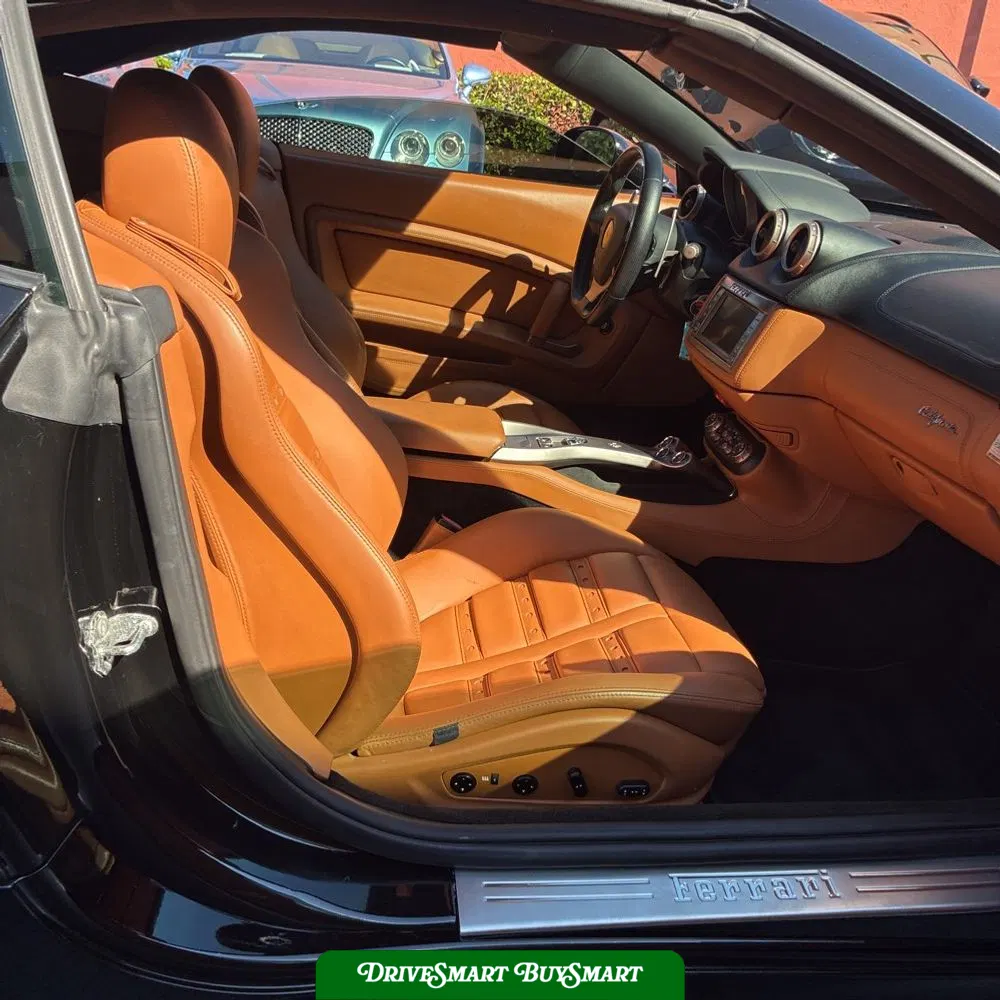 2010 Ferrari California Base