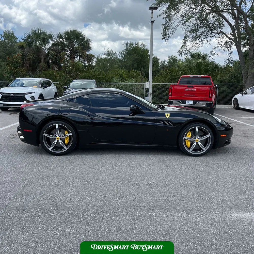 2013 Ferrari California Base