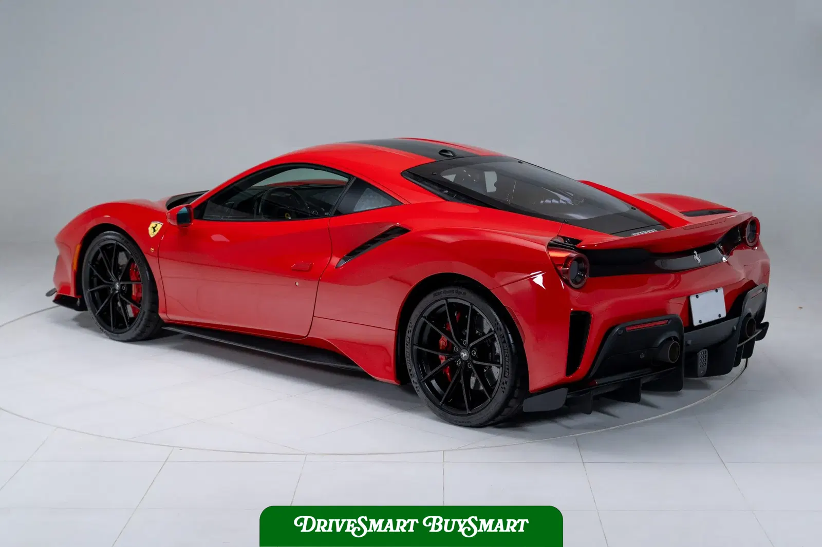 2019 Ferrari 488 Pista