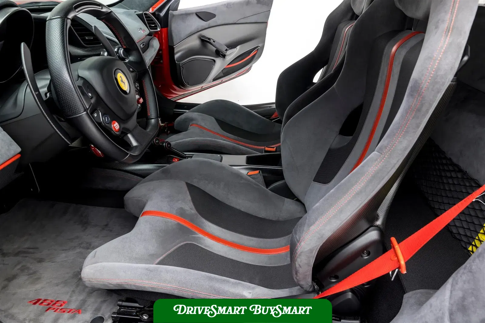 2020 Ferrari 488 Pista