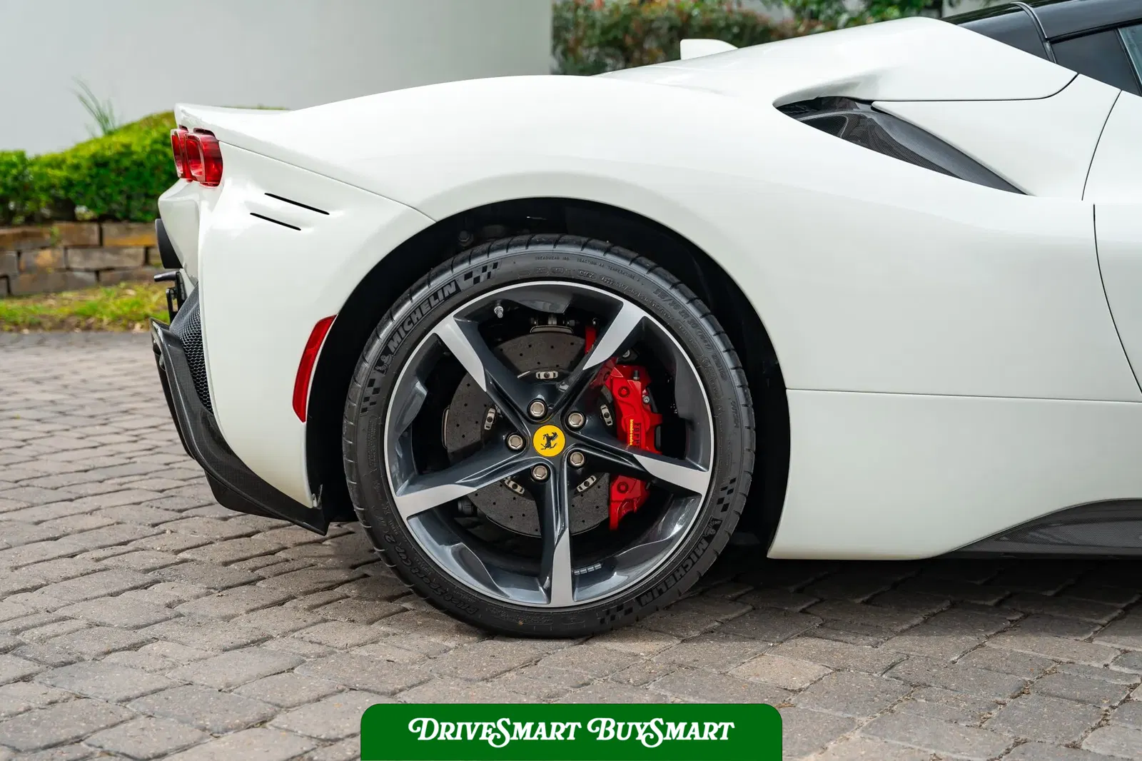 2023 Ferrari SF90 Spider