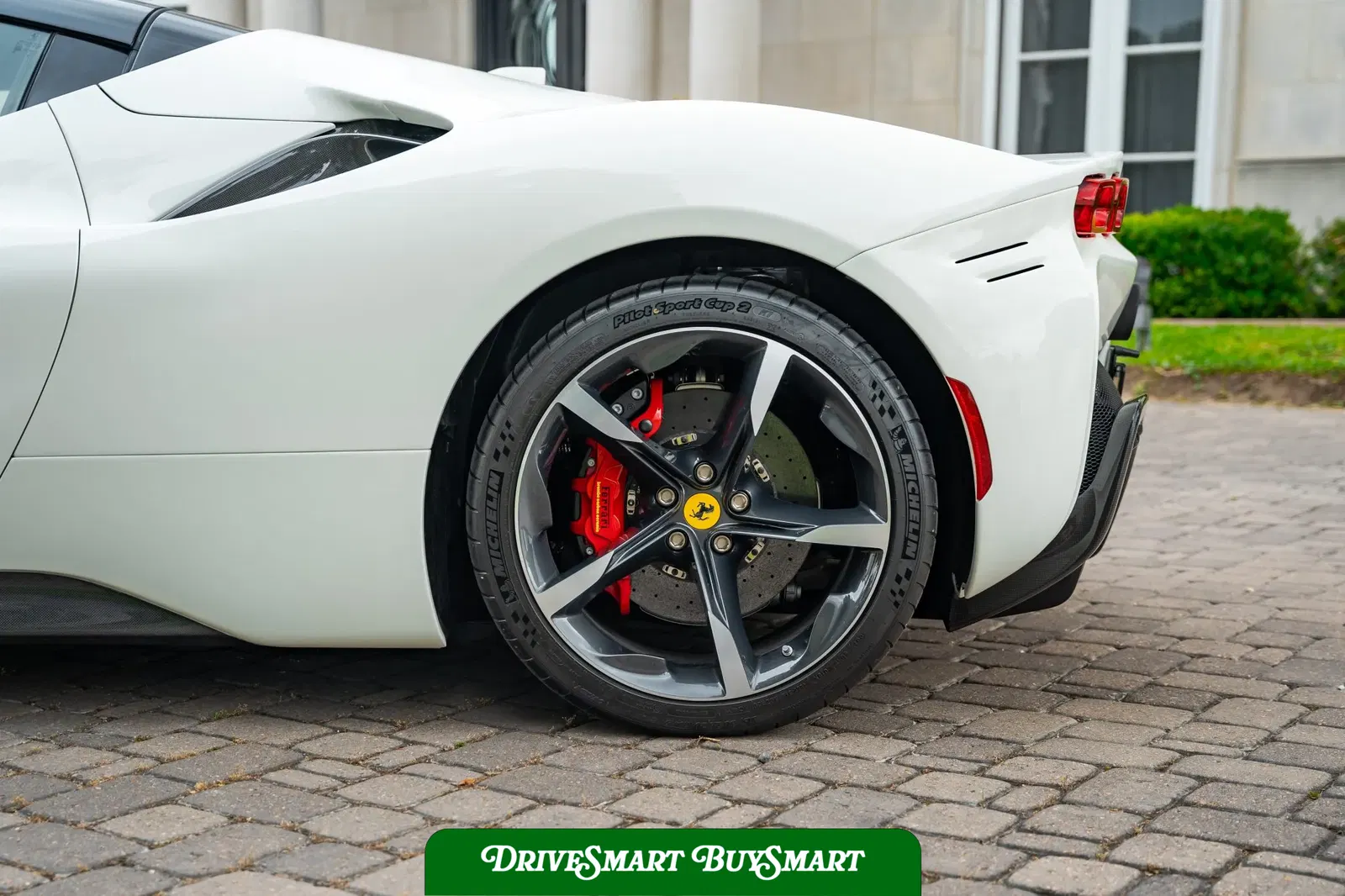 2023 Ferrari SF90 Spider