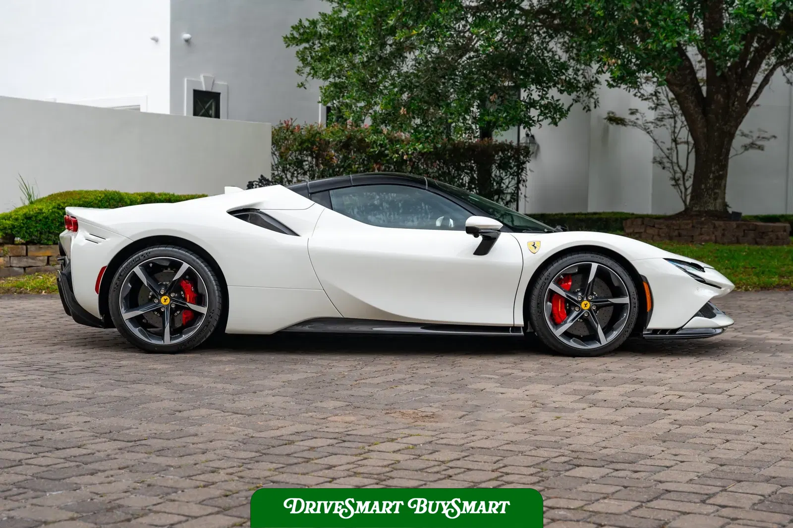 2023 Ferrari SF90 Spider