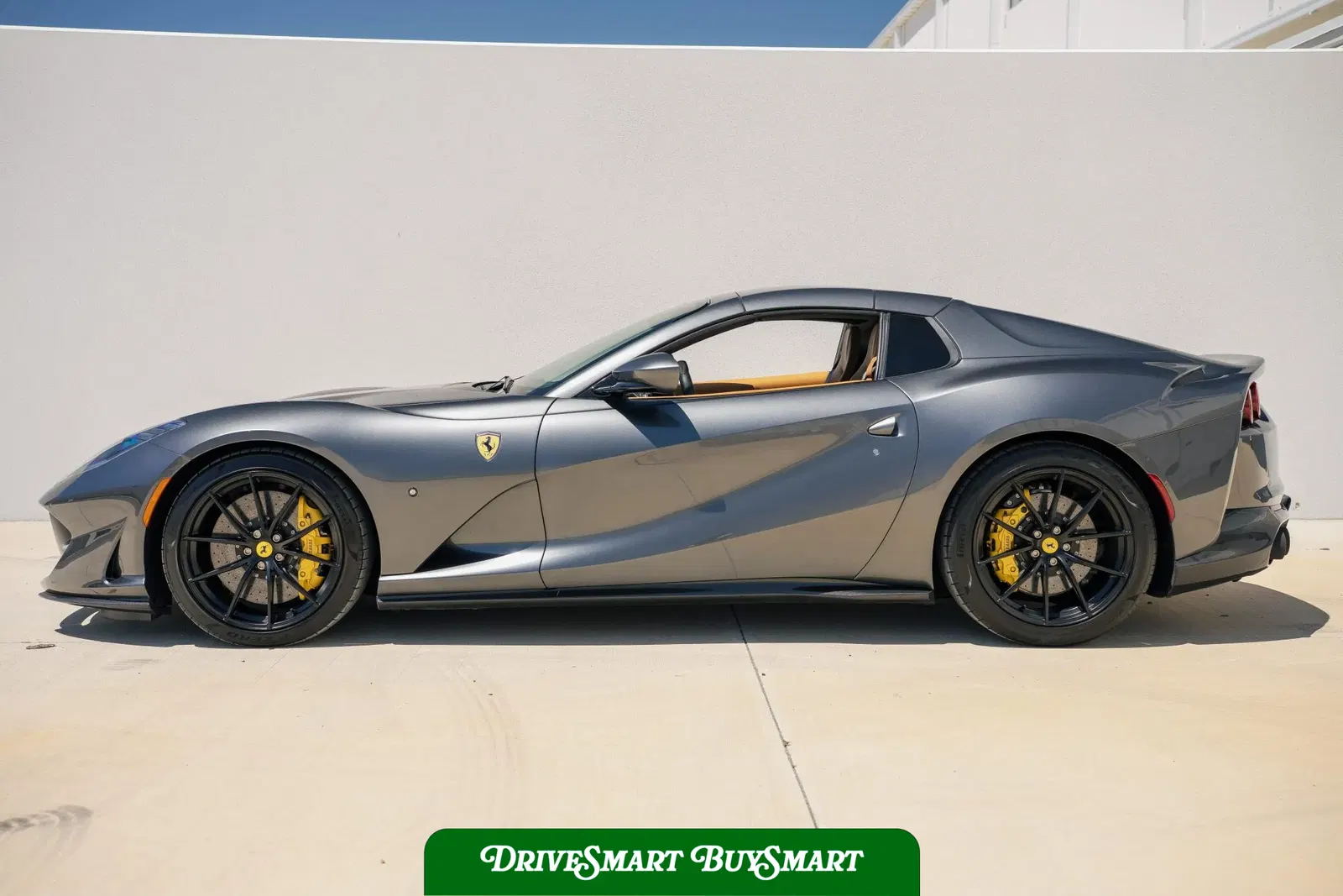2022 Ferrari 812 GTS