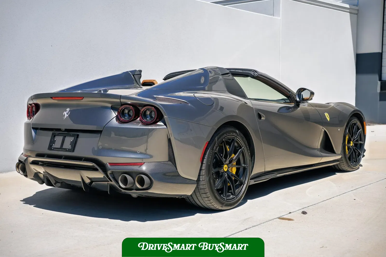 2022 Ferrari 812 GTS