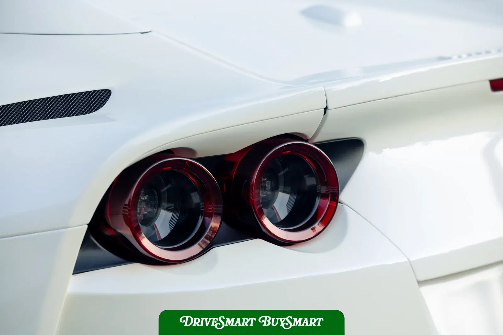 2023 Ferrari 812 GTS