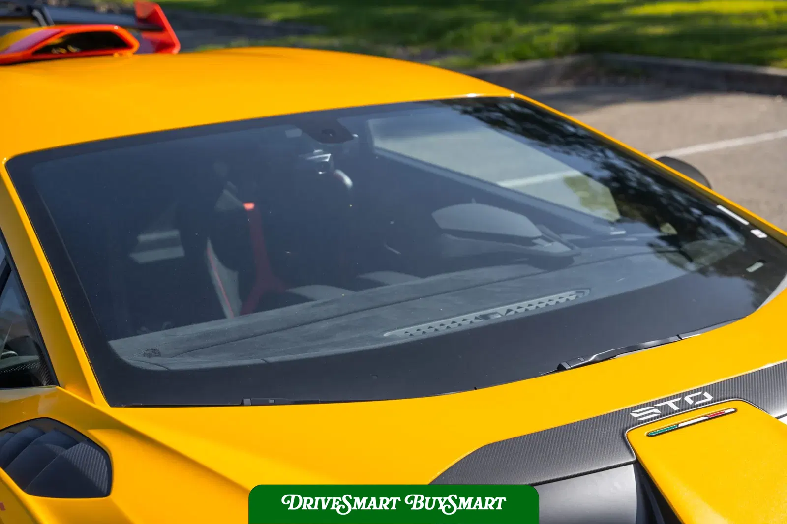 2023 Lamborghini Huracan STO