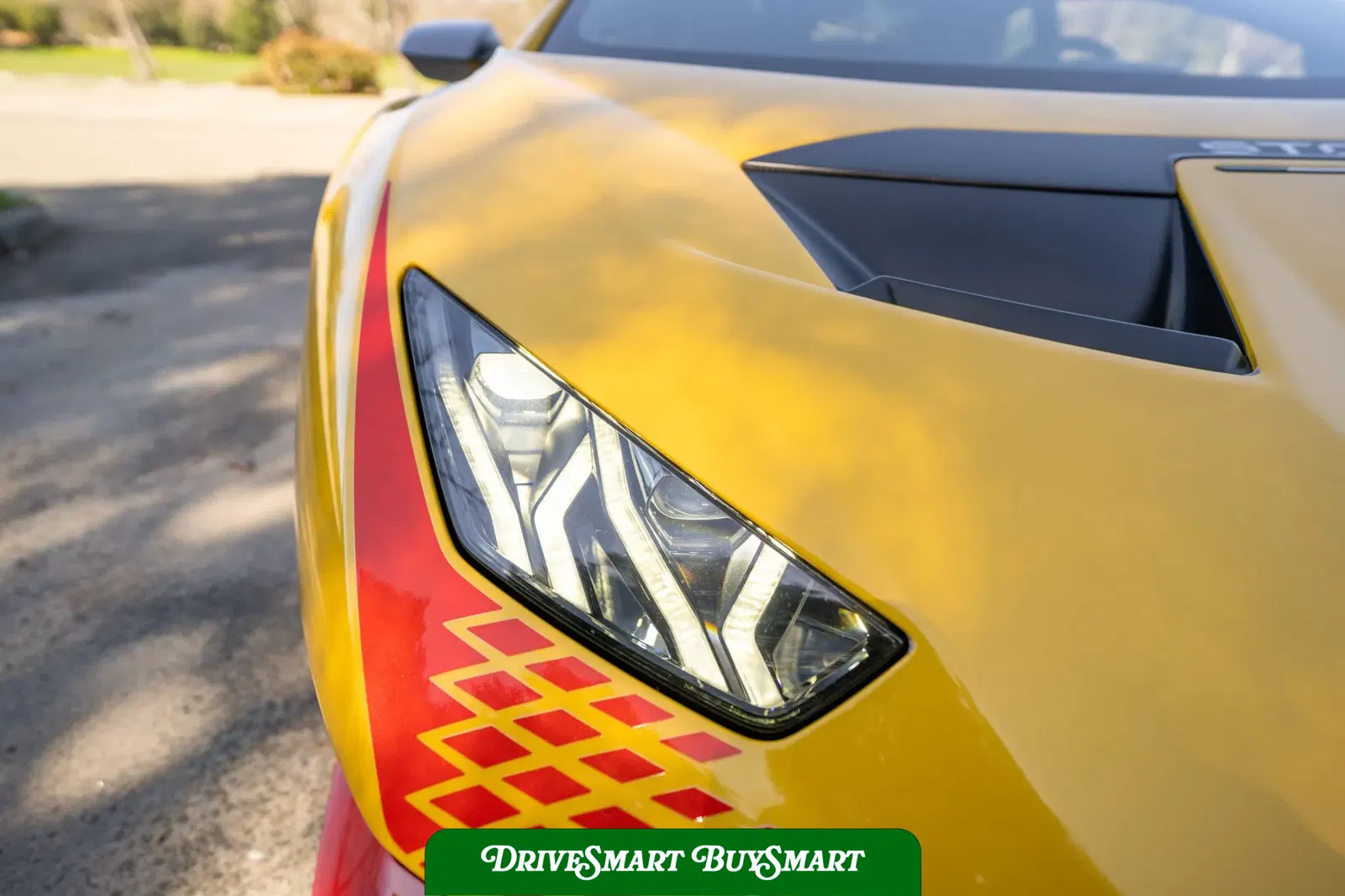 2023 Lamborghini Huracan STO
