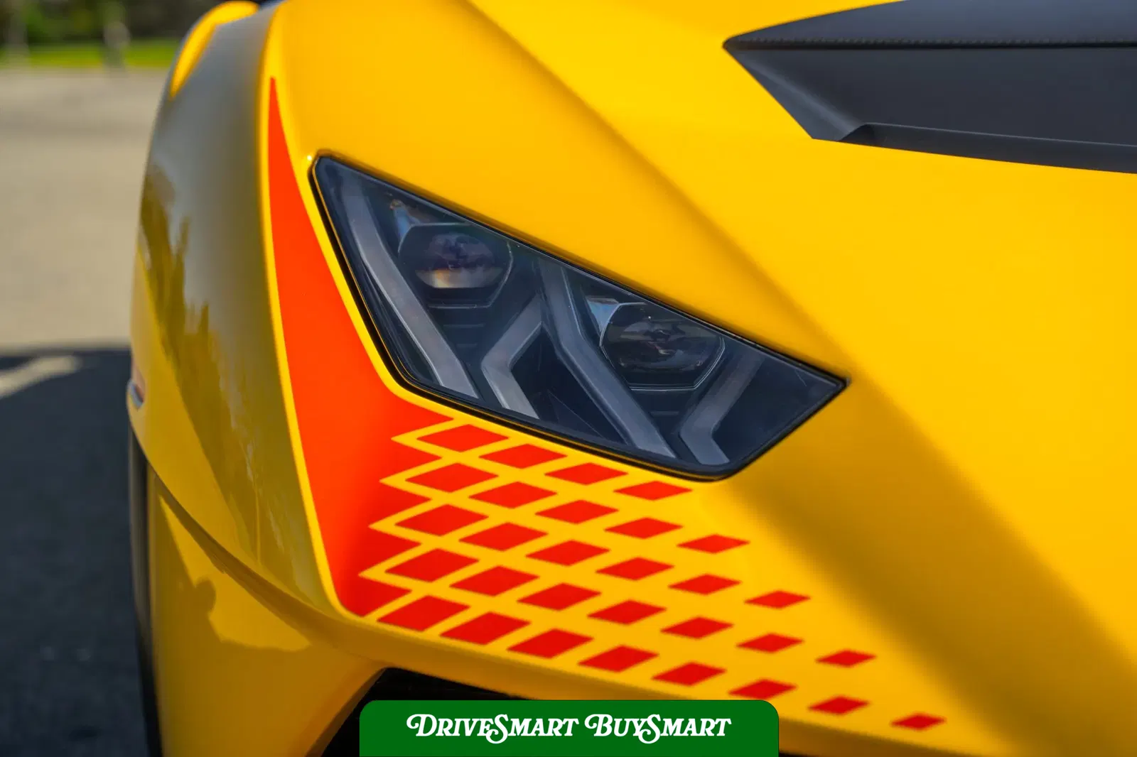 2023 Lamborghini Huracan STO
