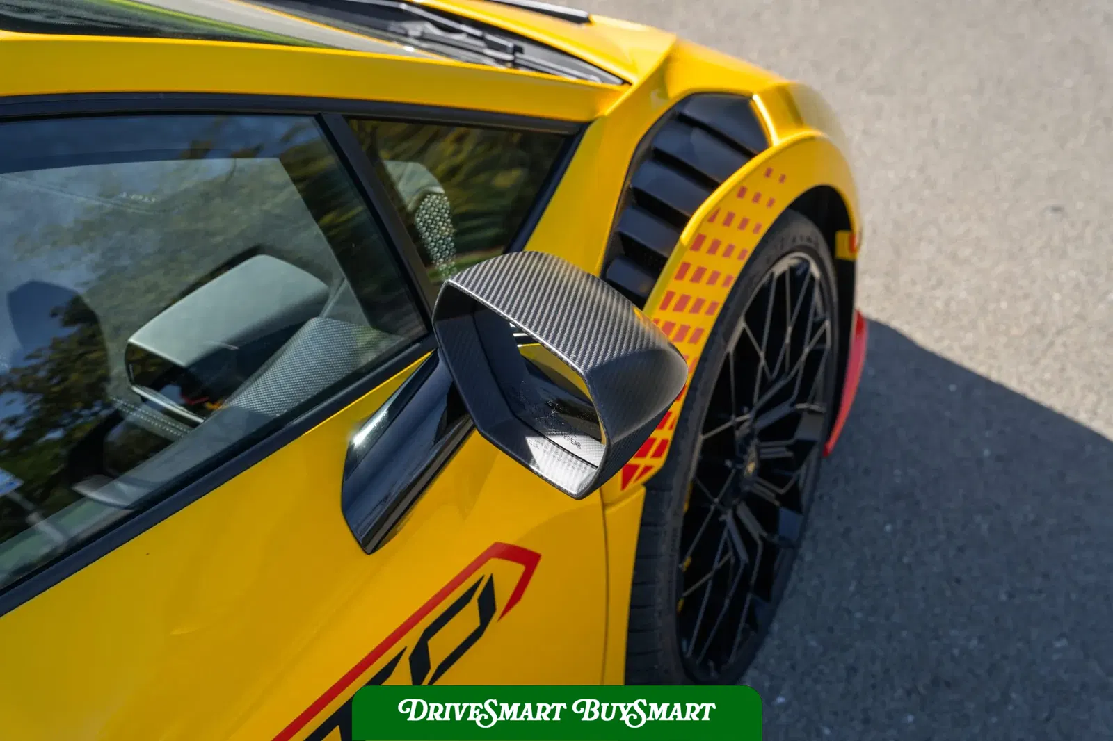 2023 Lamborghini Huracan STO