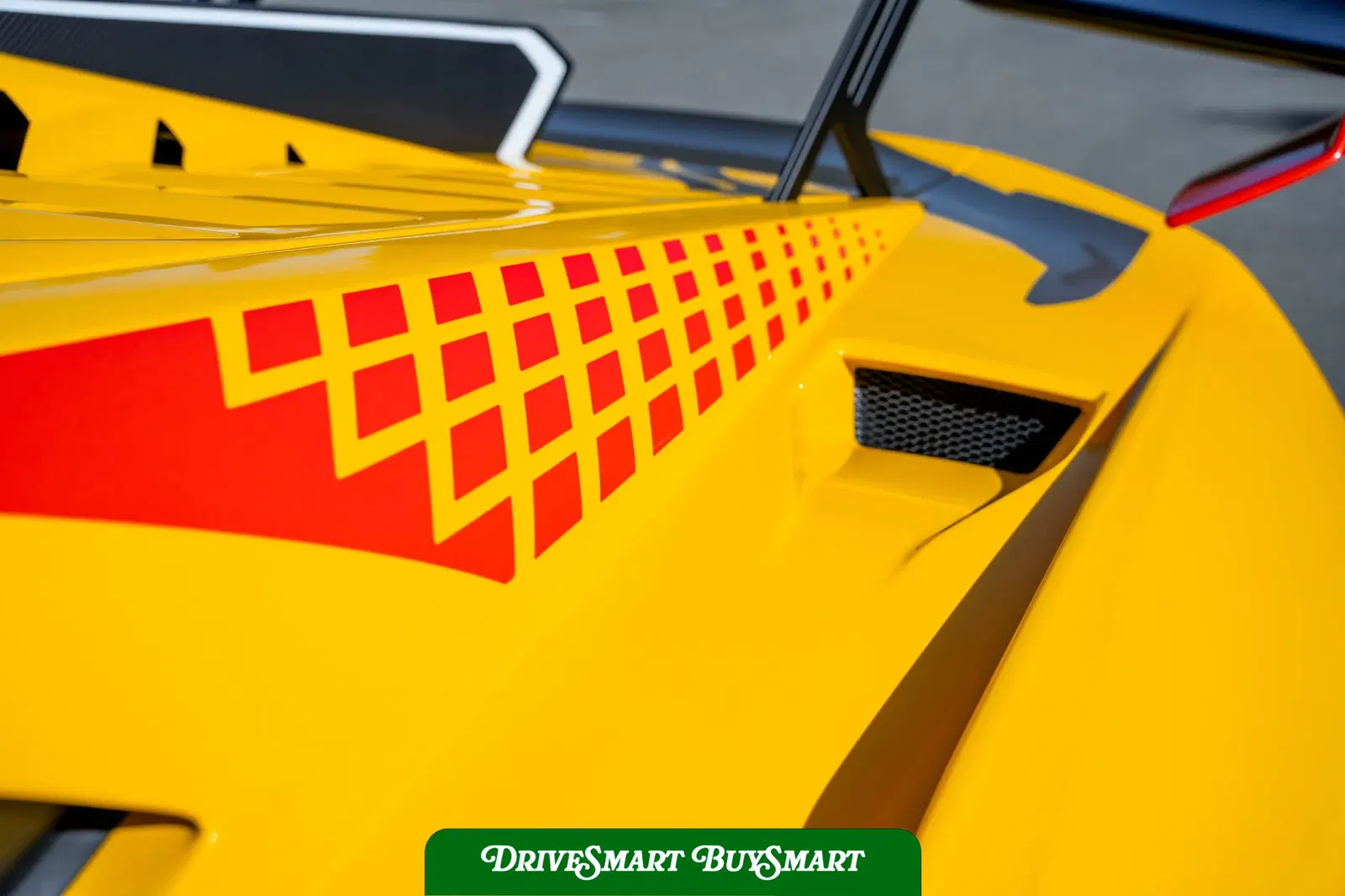2023 Lamborghini Huracan STO