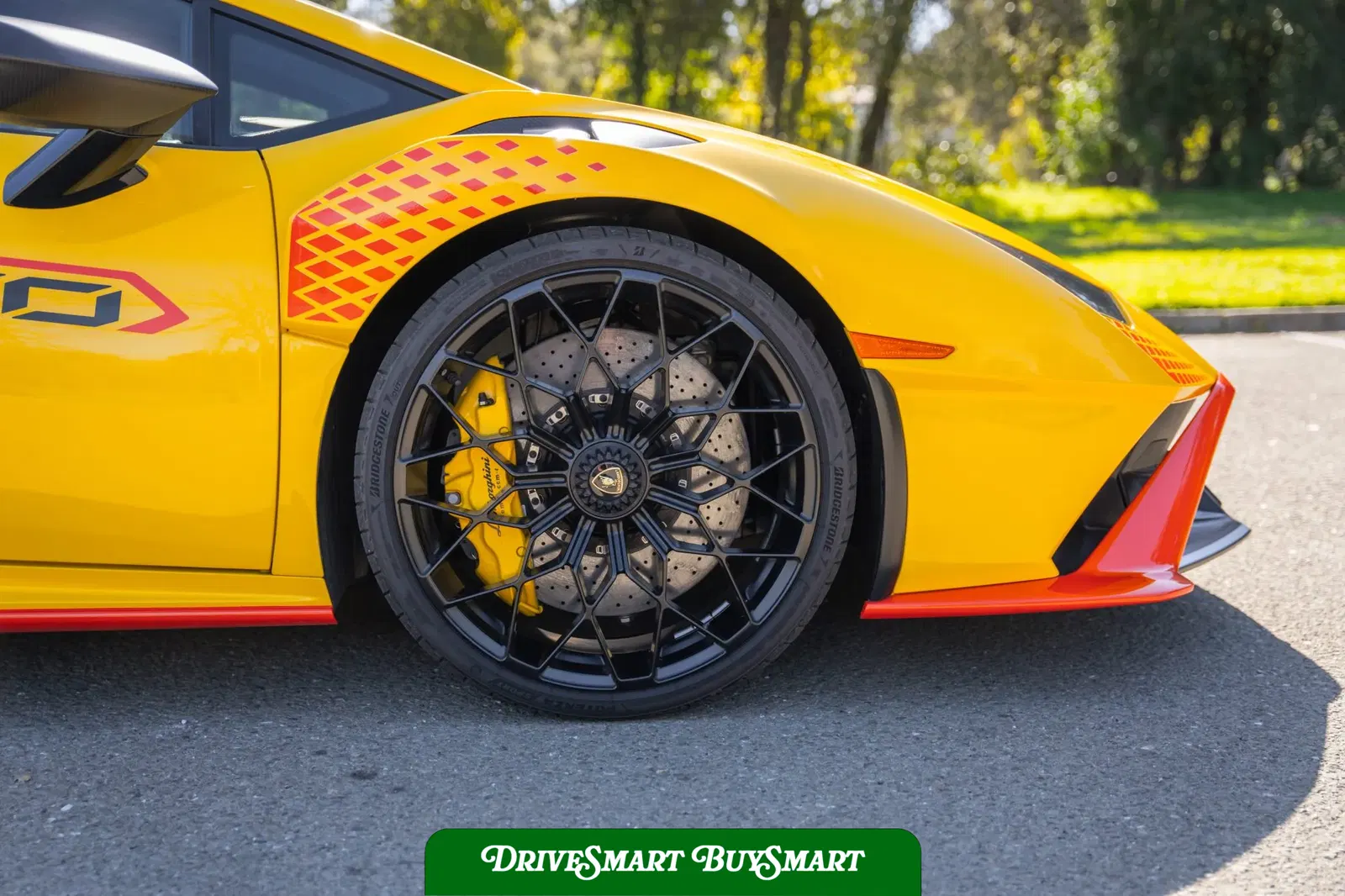 2023 Lamborghini Huracan STO