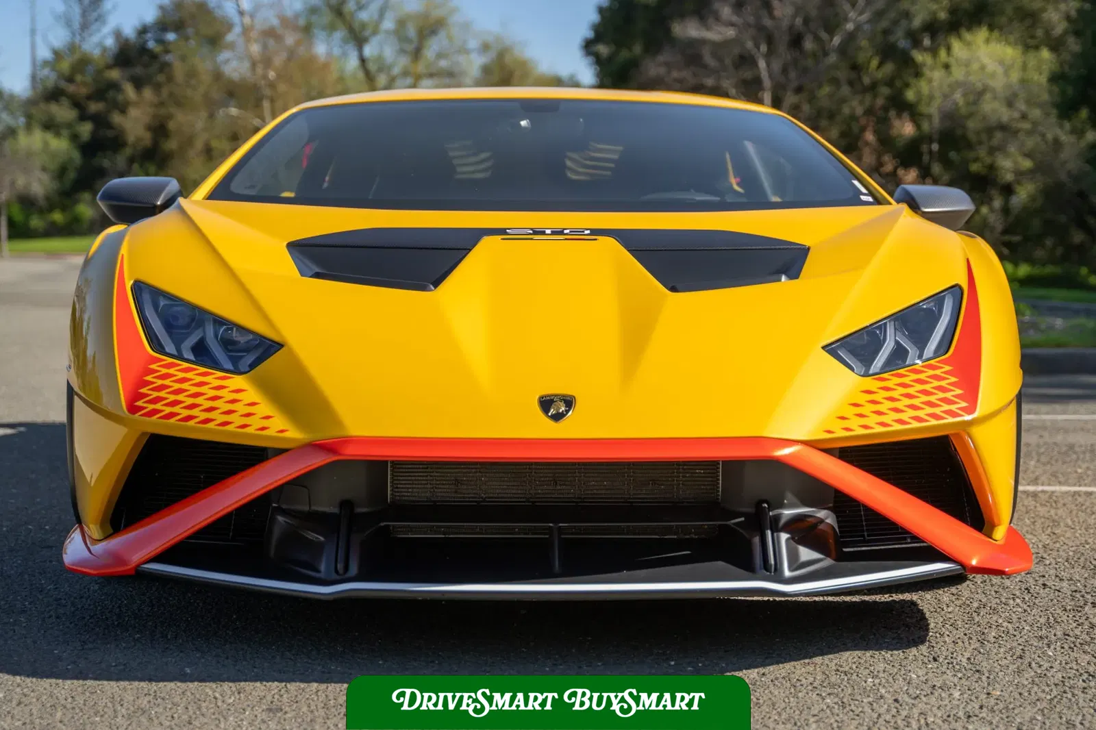 2023 Lamborghini Huracan STO