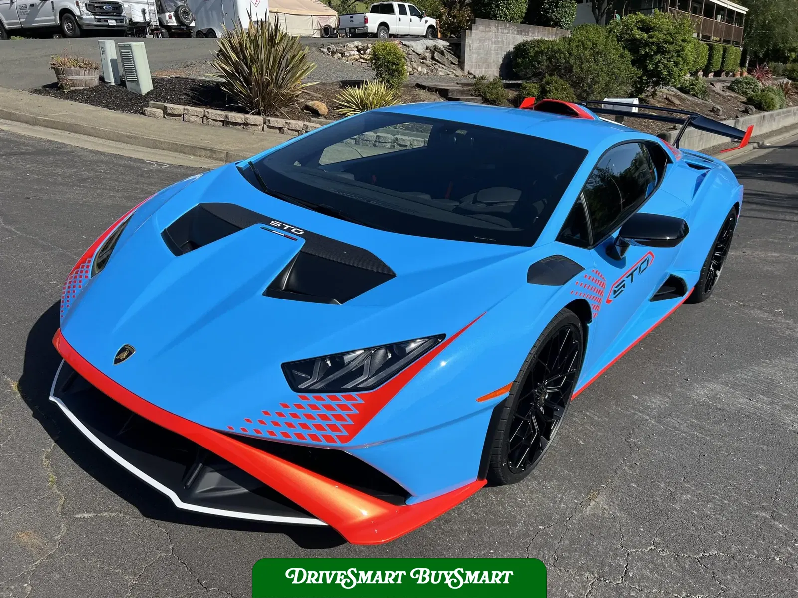 2023 Lamborghini Huracan STO